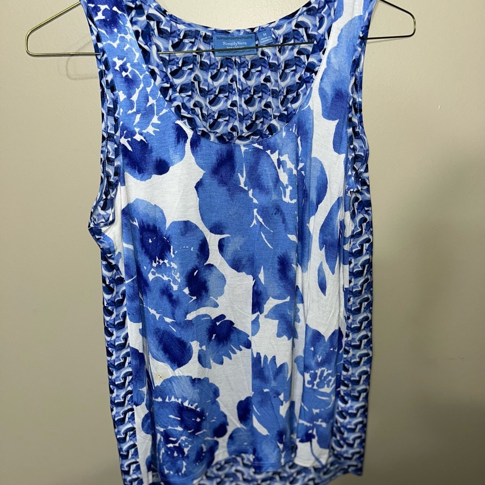 Simply Vera - Blue Floral Sleeveless Top